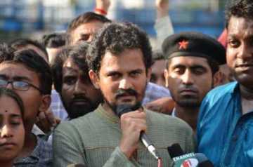 শাহবাগে গণজাগরণ কর্মীদের অবস্থান
